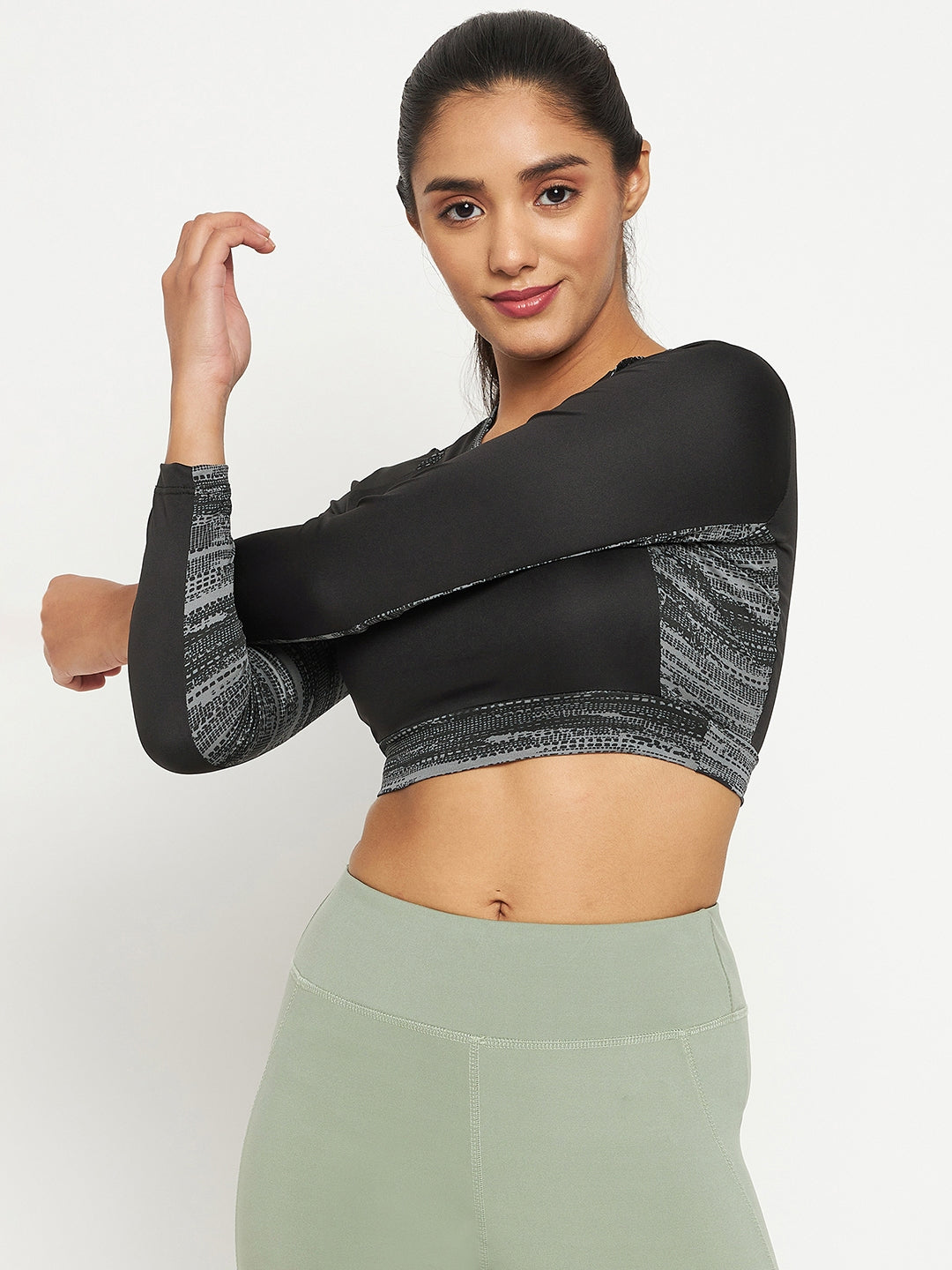 Women’s Black Crop Top – Long Sleeve, Stretchable, Gym Wear