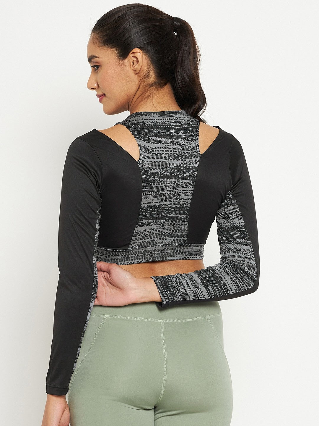 Women’s Black Crop Top – Long Sleeve, Stretchable, Gym Wear